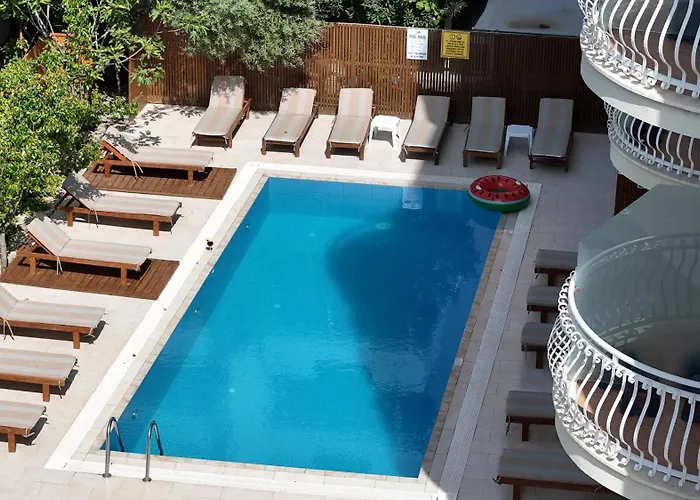 Marika Apart Hotel